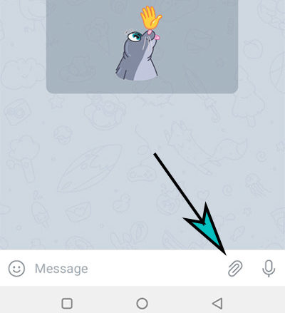 Кнопка со скрепкой в Telegram